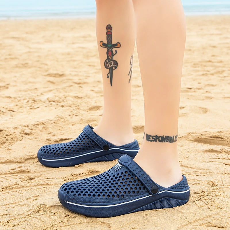Couple’s EVA Clog Slippers Men Flat Sandals Man Women Summer Slippers Garden Shoes Outdoor Beach Clogs Home Slide Slip-on Shoes