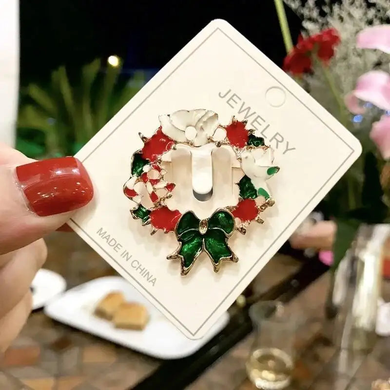 2025 Christmas Gifts Luxury Crystal Brooch Of Santa Series Design Oil Dripping Alloy Badge Accessories