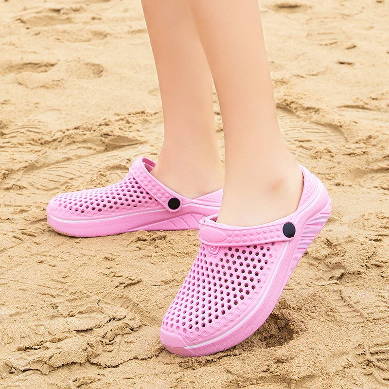 Couple’s EVA Clog Slippers Men Flat Sandals Man Women Summer Slippers Garden Shoes Outdoor Beach Clogs Home Slide Slip-on Shoes