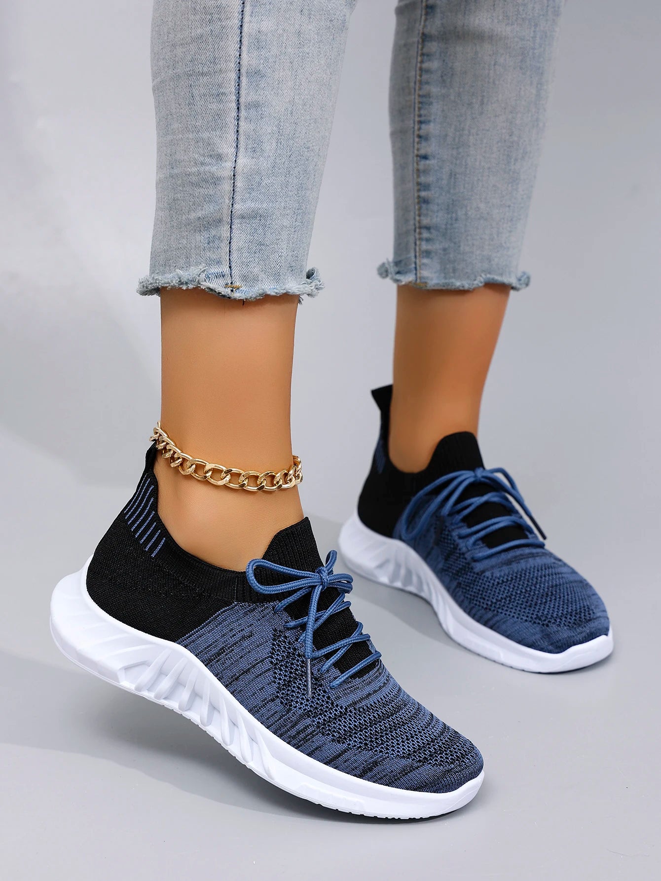 Spring and Autumn New Women&