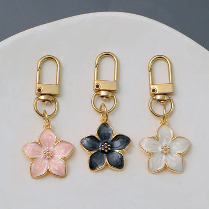 Lovely Enamel Sakura Keychain Mini Flower Keyring Handbag Pendants Car Key chain Jewelry Accessories Earphone Case DIY Ornament