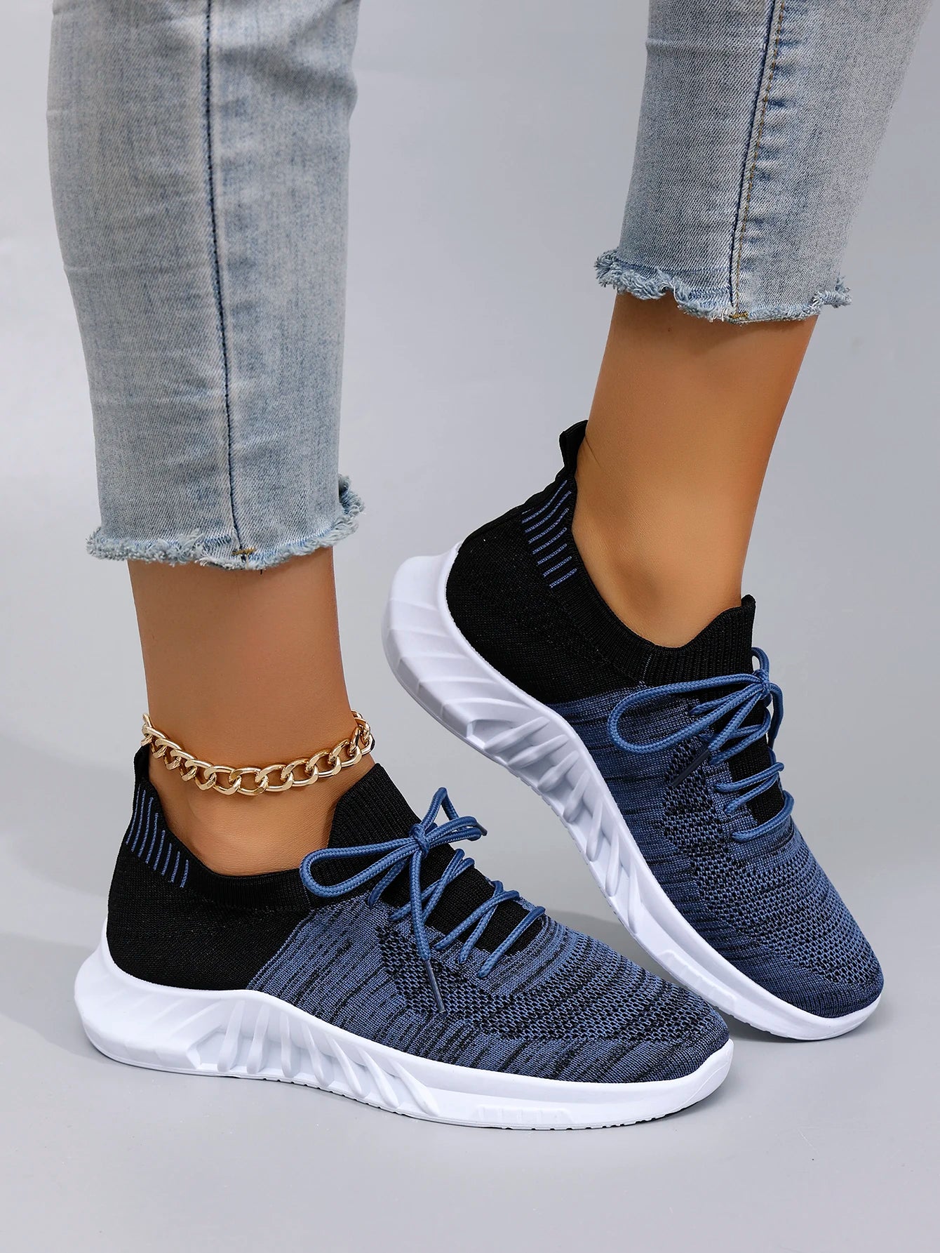 Spring and Autumn New Women&