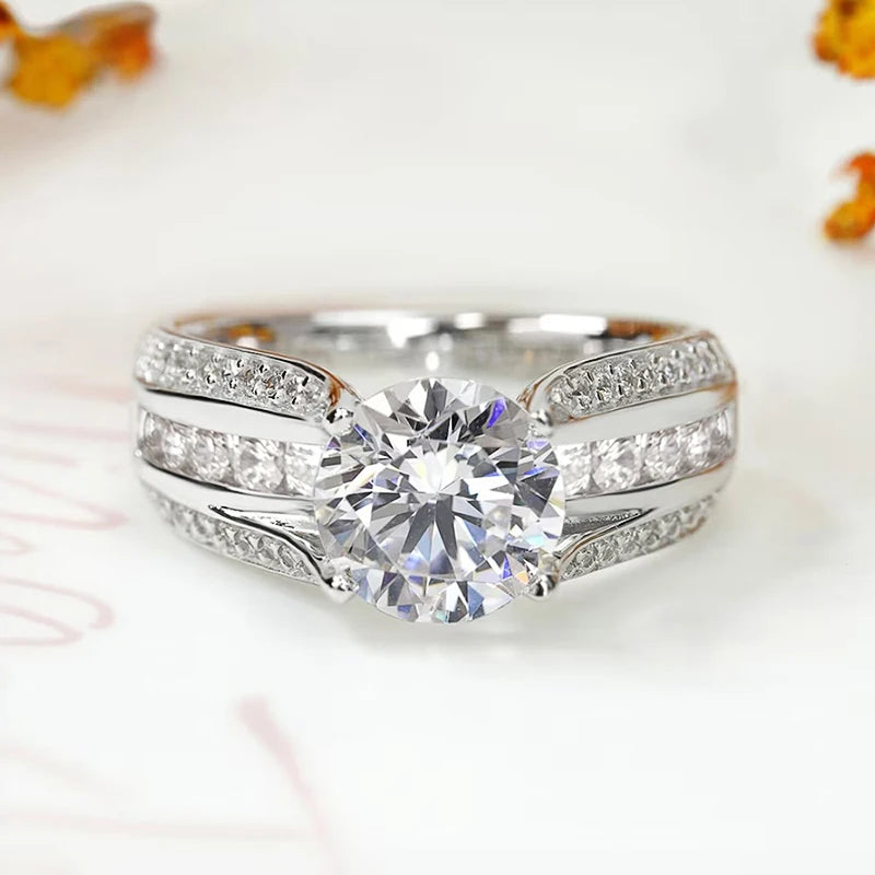 Huitan Gorgeous Trendy Eternity Ring Female Proposal Finger Jewelry with Bright Round Zirconia Luxury Wedding Band Accessories