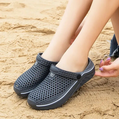 Couple’s EVA Clog Slippers Men Flat Sandals Man Women Summer Slippers Garden Shoes Outdoor Beach Clogs Home Slide Slip-on Shoes