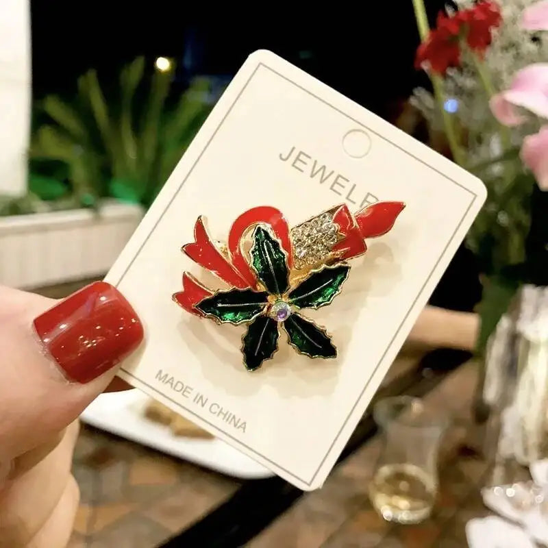 2025 Christmas Gifts Luxury Crystal Brooch Of Santa Series Design Oil Dripping Alloy Badge Accessories